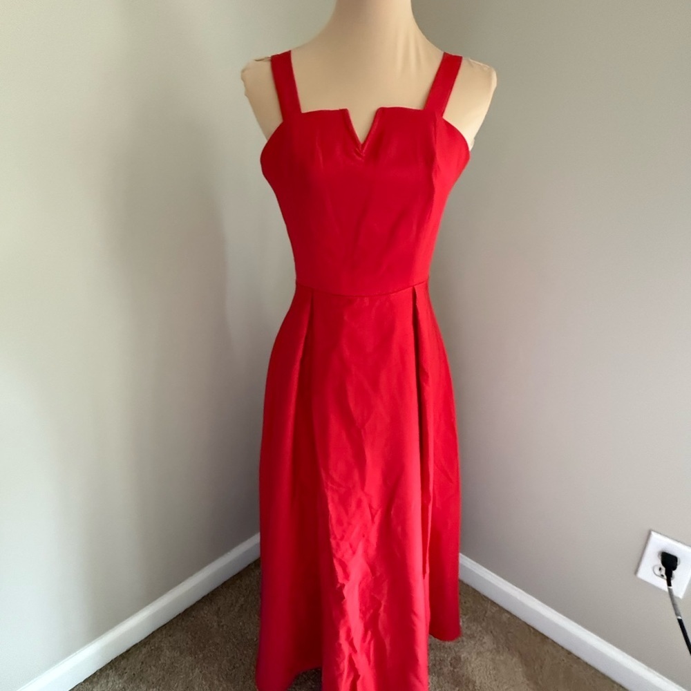 Classic Red Sleeveless Midi Dress